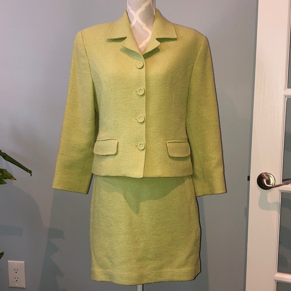 Femme De Carriere Jackets & Blazers - Femme de Carriere Ladies Suit